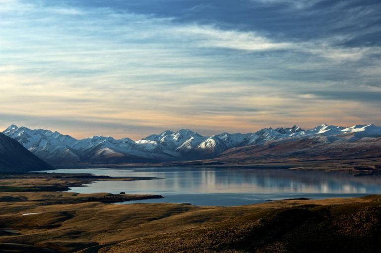 New Zealand - landscape photography of lake and mountain