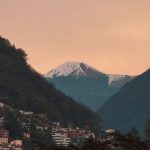 Gold Rush Towns - Town in a Mountain Valley